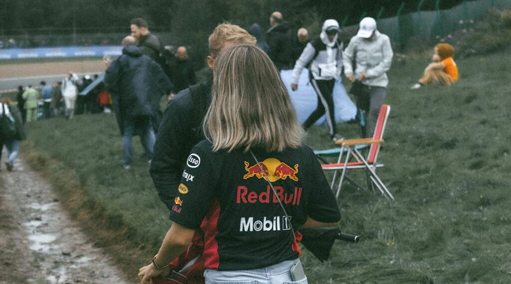 t-shirt red bull