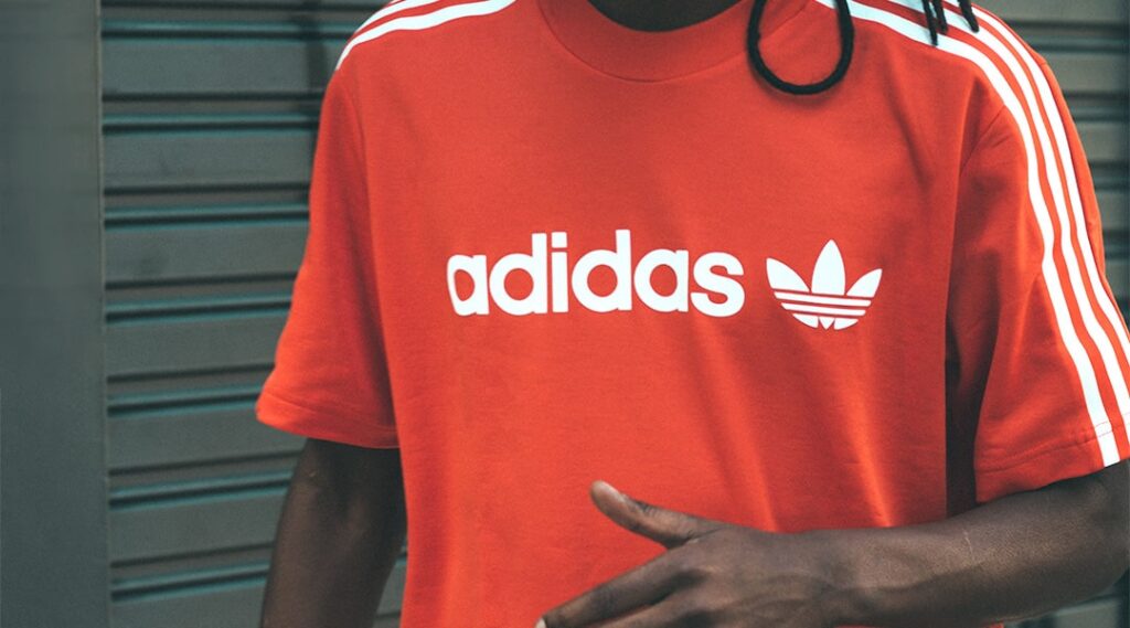 t-shirt adidas