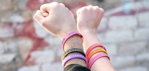 impressão de pulseiras em relevo