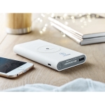 Powerbank sem fios com acabamento em borracha de 8.000 mAh Wireless cor branco vista conjunto principal