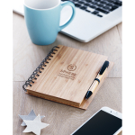 Caderno reciclado com caneta e capa de bambu folhas A5 pautadas Bamboo cor madeira vista conjunto principal