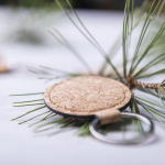 Porta-chaves económico de cortiça redondo, gravação a laser Eco Round cor natural sétima vista