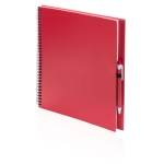 Caderno reciclado de cor apelativa, com caneta, folhas A4 lisas ECOriginal cor vermelho