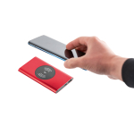 Carregador sem fio e powerbank 4.000 mAh Powercard Chargepad cor vermelho terceira vista