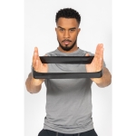 Conjunto de 4 bandas elásticas de fitness com bolsa Strong cor preto vista de ambiente 4