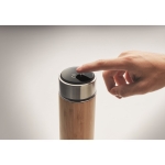 Termos personalizados termómetro táctil e infusor 480ml Tea Touch cor madeira vista fotografia quarta vista