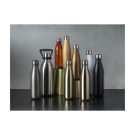 Garrafa térmica colorida personalizada de design original 750ml Cove cor prateado imagem de estilo de vida