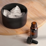 Ambientador e vidro branco e óleo de lavanda 10 ml Essential cor preto vista detalhe 2
