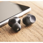 Auriculares intra-auriculares promocionais sem fio com estojo small cor preto vista conjunto