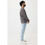 Camisola oversize de algodão eco 340 g/m2 Iqoniq cor prateado mate terceira vista com modelo
