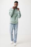 Sweatshirt de algodão eco regular fit 340 g/m2 Iqoniq cor verde oliva vista com modelo