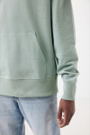 Sweatshirt de algodão eco regular fit 340 g/m2 Iqoniq cor verde oliva quinta vista com modelo