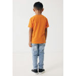 T-shirt de criança algodão reciclado casual fit 160 g/m2 Iqoniq cor cor-de-laranja quinta vista com modelo