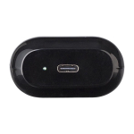 Auriculares apresentados em estojo a condizer com carregador USB-C cor preto segunda vista
