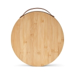 Tábua de corte de bambu com alça e três utensílios incluídos cor natural vista frontal 