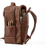 Mochila elegante em pele reciclada com bolso expansível para PC de 17'' cor castanho escuro segunda vista de detalhe 