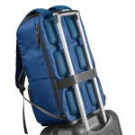 Mochila de poliéster reciclado com compartimento para portátil 18L cor azul vista de detalhe 