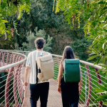 Mochila de couro sintético com espaço acolchoado para portátil 20L cor verde segunda vista ambiente