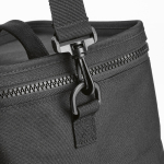 Saco térmico em plástico reciclado com abertura ampla 10L cor preto vista de detalhe 