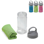 Toalha de 30x90 cm apresentada num recipiente transparente com pega