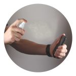 Dispensador em plástico de limpa ecrãs com pano de microfibra 30ml cor branco transparente terceira vista