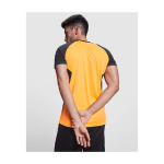 T-shirt sport bicolor infantil manga curta 140 g/m2 Roly Bugatti cor cor-de-laranja imagem de estilo de vida