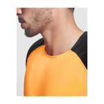 T-shirt sport bicolor infantil manga curta 140 g/m2 Roly Bugatti cor cor-de-laranja imagem de estilo de vida 2