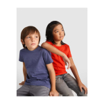 T-shirt infantil, manga curta, algodão de malha 165 g/m2 Roly cor branco imagem de estilo de vida