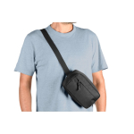 Bolsa de cintura de poliéster reciclado com forro e 2 compartimentos cor preto quarta vista
