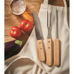 Estojo com aspecto de madeira com 3 utensílios para churrasco cor madeira vista conjunto
