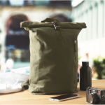 Mochila de fecho roll-top, algodão reciclado, fecho de correr frontal cor verde militar segunda vista conjunto