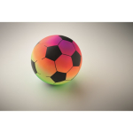 Bola de praia multicolorida com agulha de insuflar cor multicolor vista fotografia quinta vista