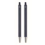 Caixa com caneta de tinta grafite e outra de tinta azul cor azul-marinho oitava vista