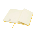 Caderno com bordas arredondadas e capa macia, folhas A5 pautadas cor amarelo terceira vista