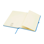Caderno com bordas arredondadas e capa macia, folhas A5 pautadas cor azul-claro terceira vista