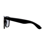 Óculos de sol de plástico reciclado com lentes de vidro acrílico cor preto vista lateral