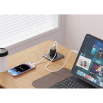 Carregador duplo de plástico reciclado com adaptador europeu 20 W cor preto vista de ambiente