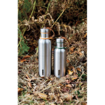 Garrafa térmica de aço inoxidável com pega Black+Blum 500 ml cor verde oliva