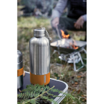 Garrafa térmica grande de aço inoxidável Black+Blum 850 ml vista de ambiente 2