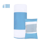 Toalha de praia com bolsa e bolso impermeável na ponta 200 g/m2 cor azul-claro primeira vista