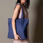 Saco de ganga reciclada para personalizar com asas compridas 280 g/m² cor azul ganga vista detalhe
