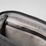 Nécessaire com bolsos feito de plástico oceânico 70 g/m2