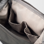 Nécessaire com bolsos feito de plástico oceânico 70 g/m2