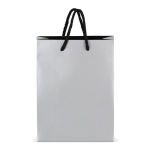 Saco-oferta de papel com asas e interior de cor preta 18 x 8 x 24 cm cor prateado segunda vista