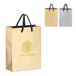 Saco-oferta de papel com asas e interior de cor preta 18 x 8 x 24 cm