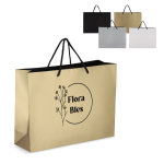 Saco-oferta de papel com asas e interior de cor preta 40 x 12 x 30 cm