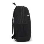 Mochila de rPET com compartimento frontal e pequeno detalhe refletor cor preto terceira vista