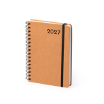 Agenda A5 com argolas e capa em pele reciclada cor castanho primeira vista de uso