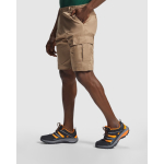 Bermudas de trabalho de algodão e poliéster 200 g/m2 Roly Armour cor camel quinta vista de uso