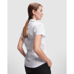 Camisa de trabalho para hotelaria, manga curta de poliéster 130 g/m2 Roly Sofia cor branco vista detalhe 1